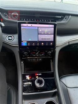 جیپ L گراند شیرۆکی